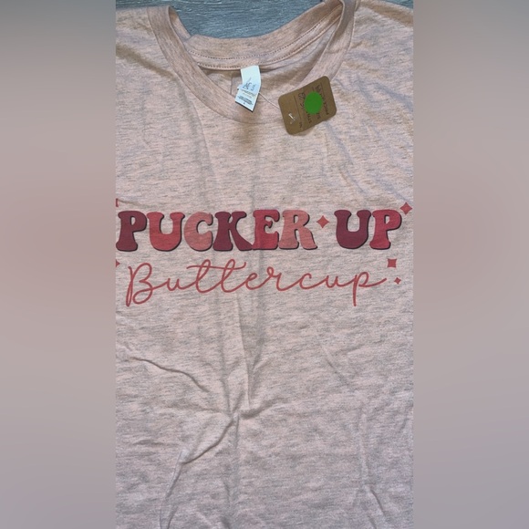 Bella Canvas Graphic Shirt Tshirt Womens Size Large Pucker Up Buttercup New/tags - Picture 2 of 3